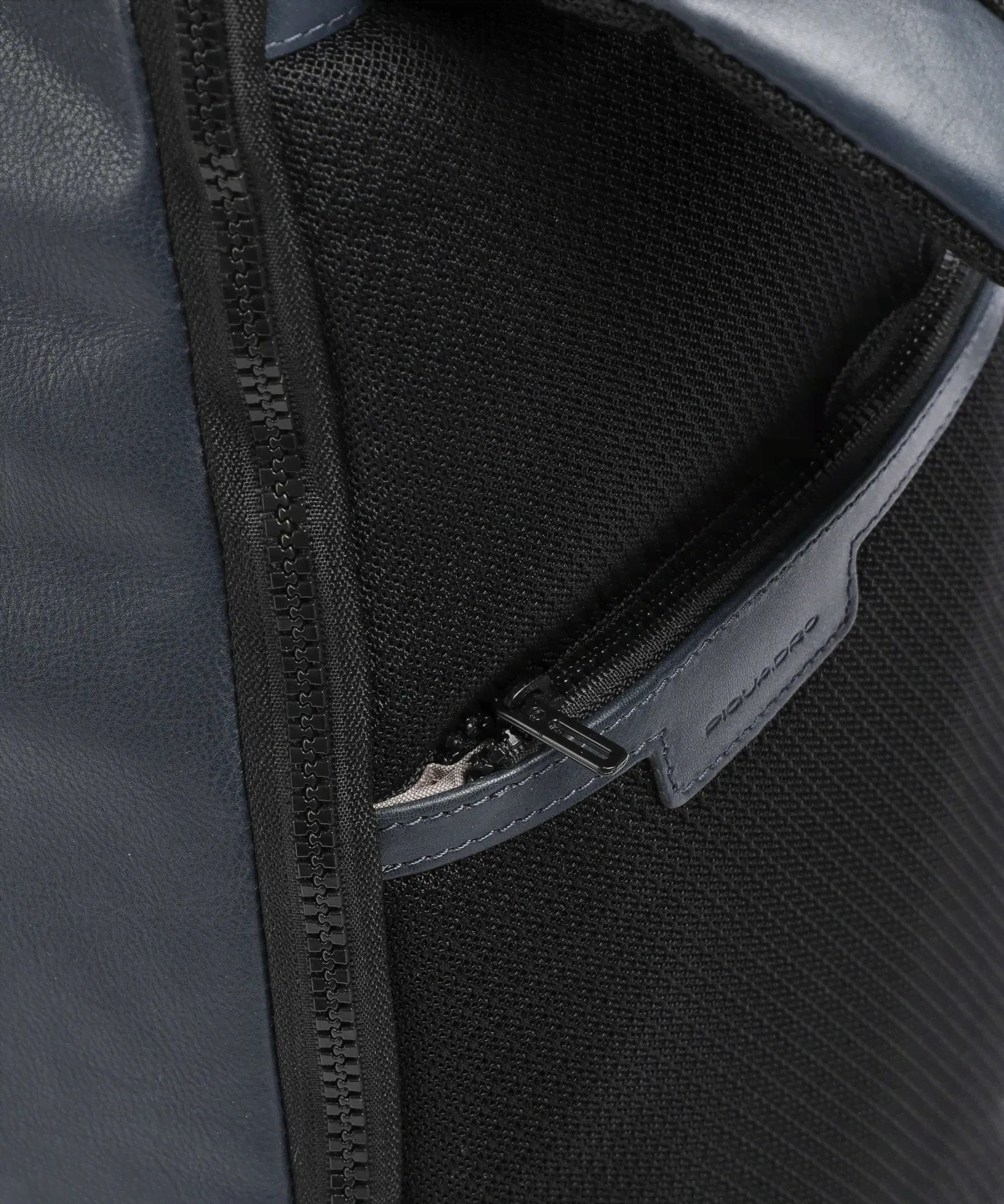 Кожаный рюкзак Piquadro CA3869AP/BLU мужской синий-4